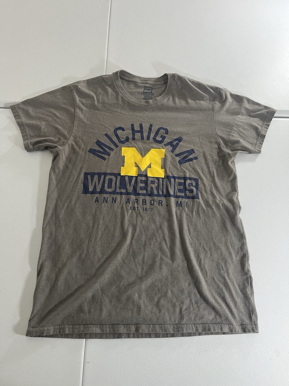 Michigan Wolverines Pro Edge T Shirt Size M T Shirt Short Sleeve